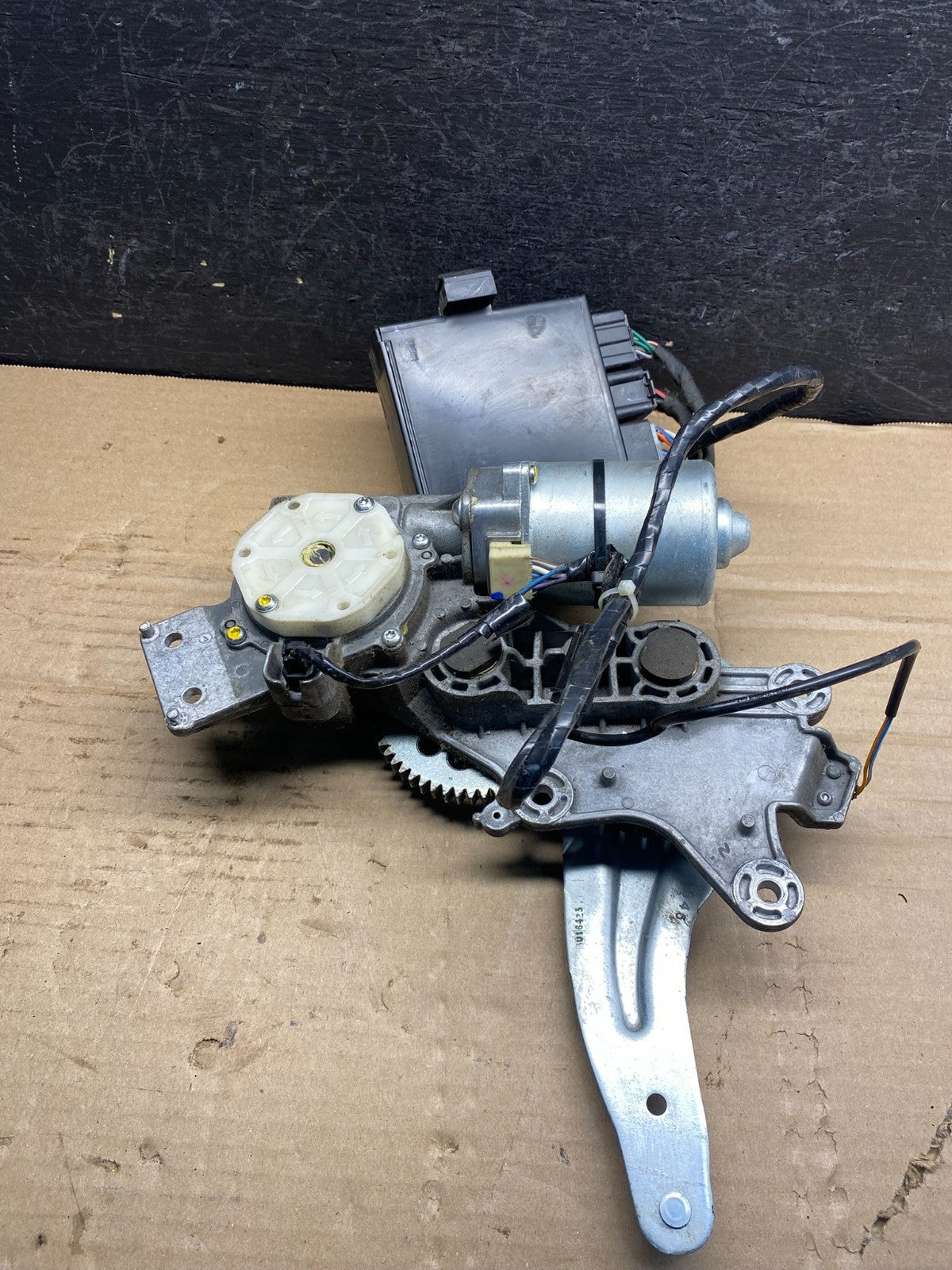 2009-2012 GMC Acadia Power Motor Liftgate Tailgate Control Module af0031 DG0