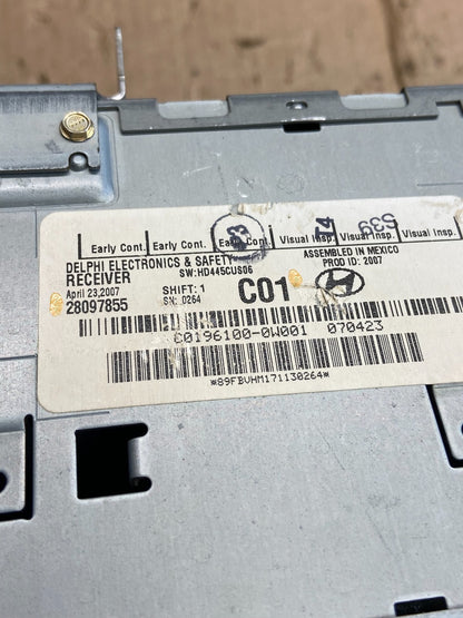 2007 to 2009 Hyundai Santa Fe AM/FM Radio CD Player ai2735 DG5