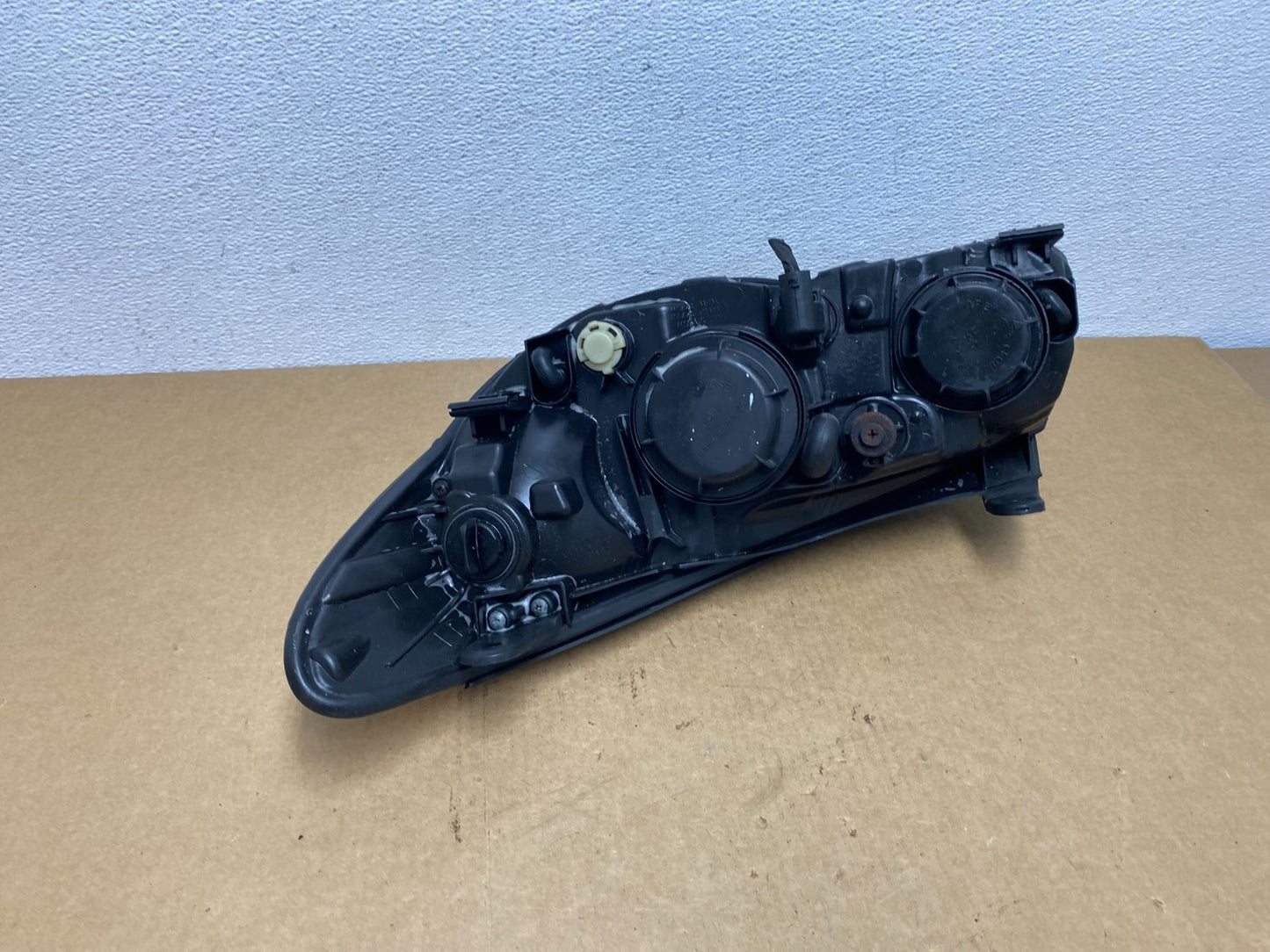 2007 2008 2009 2010 Hyundai Elantra Right Passenger Side Headlight AC1737 DW3