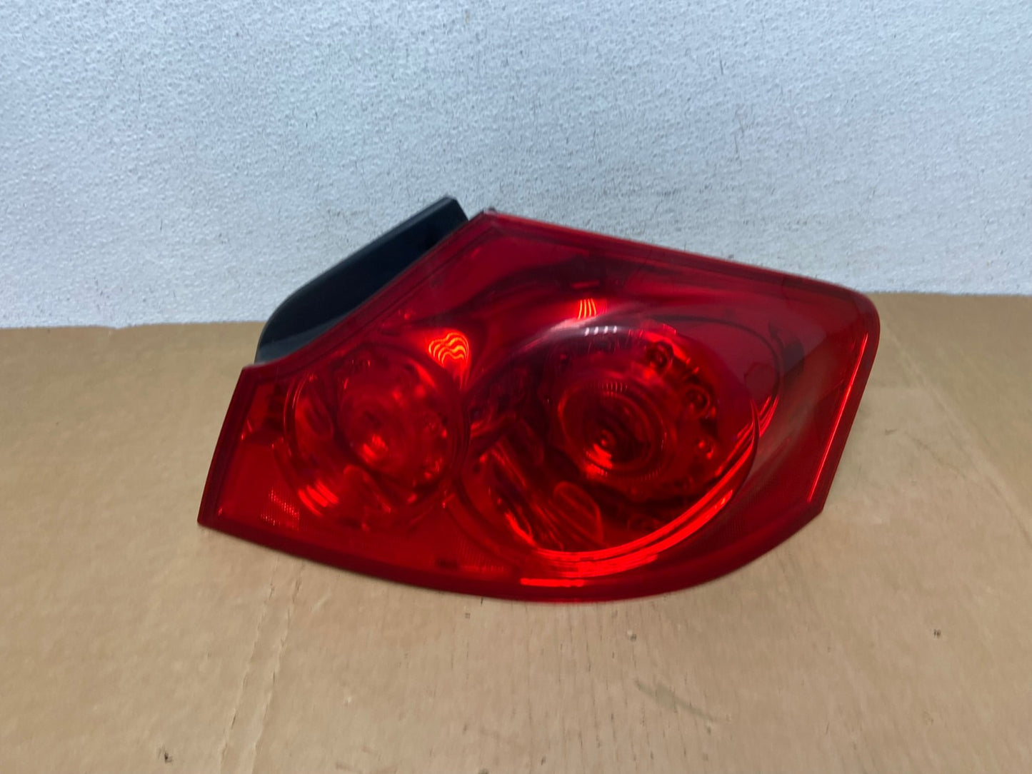 2007 to 2013 Infiniti G35 G37 Sedan Right Passenger Rh Tail Light AC8414 LK0