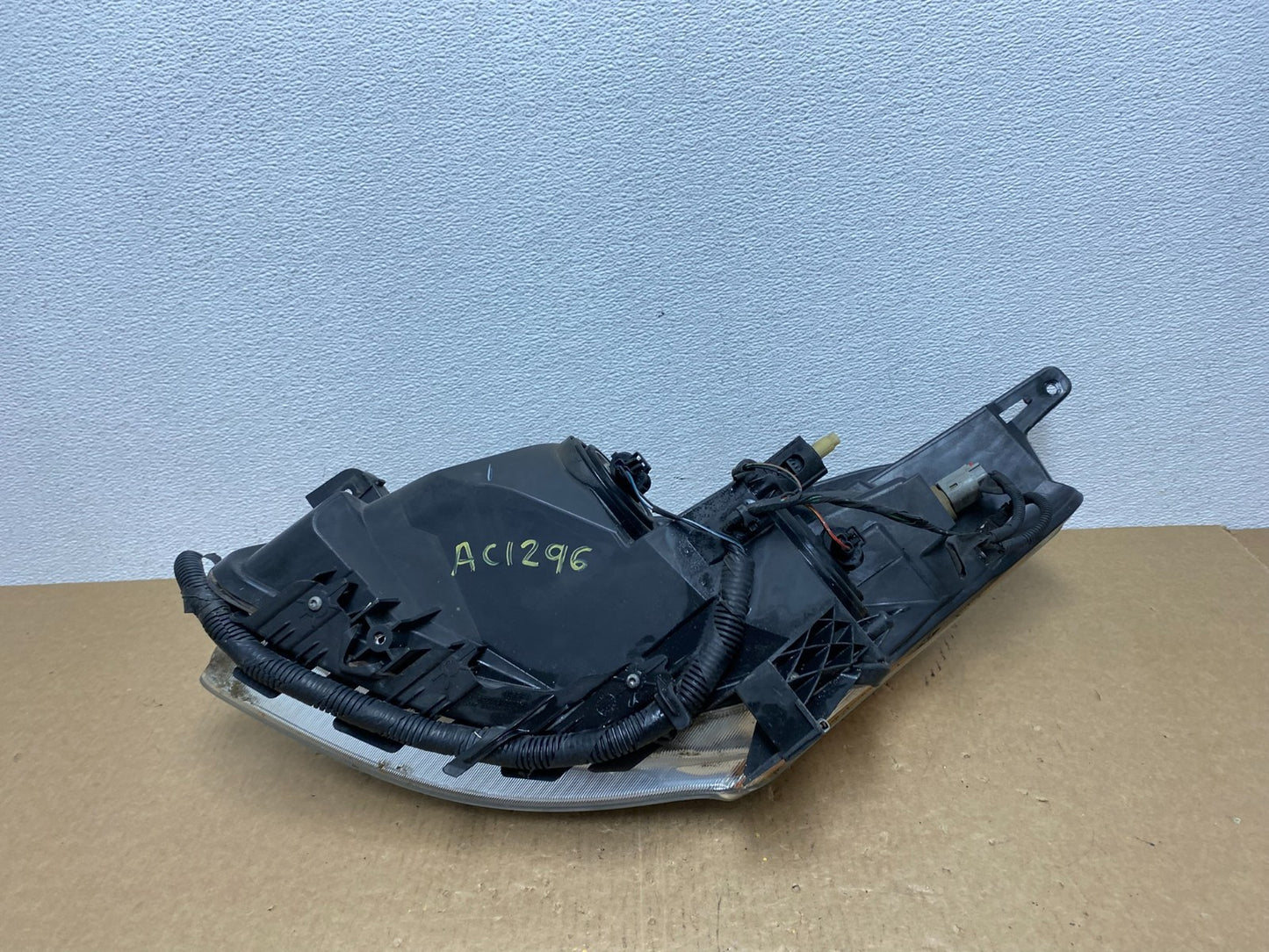 Sedan 2010 2011 2012 Nissan Altima Headlight Right Passenger Rh OEM AC1296 DW8