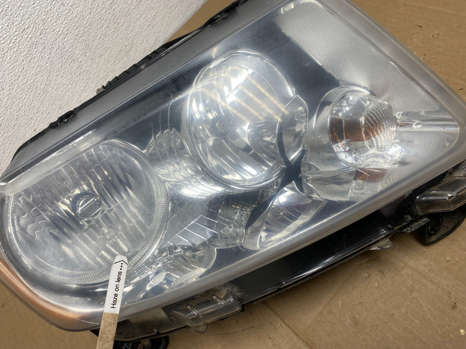2011-2013 Jeep Grand Cherokee Right Passenger Halogen Headlight AB8152 DW4