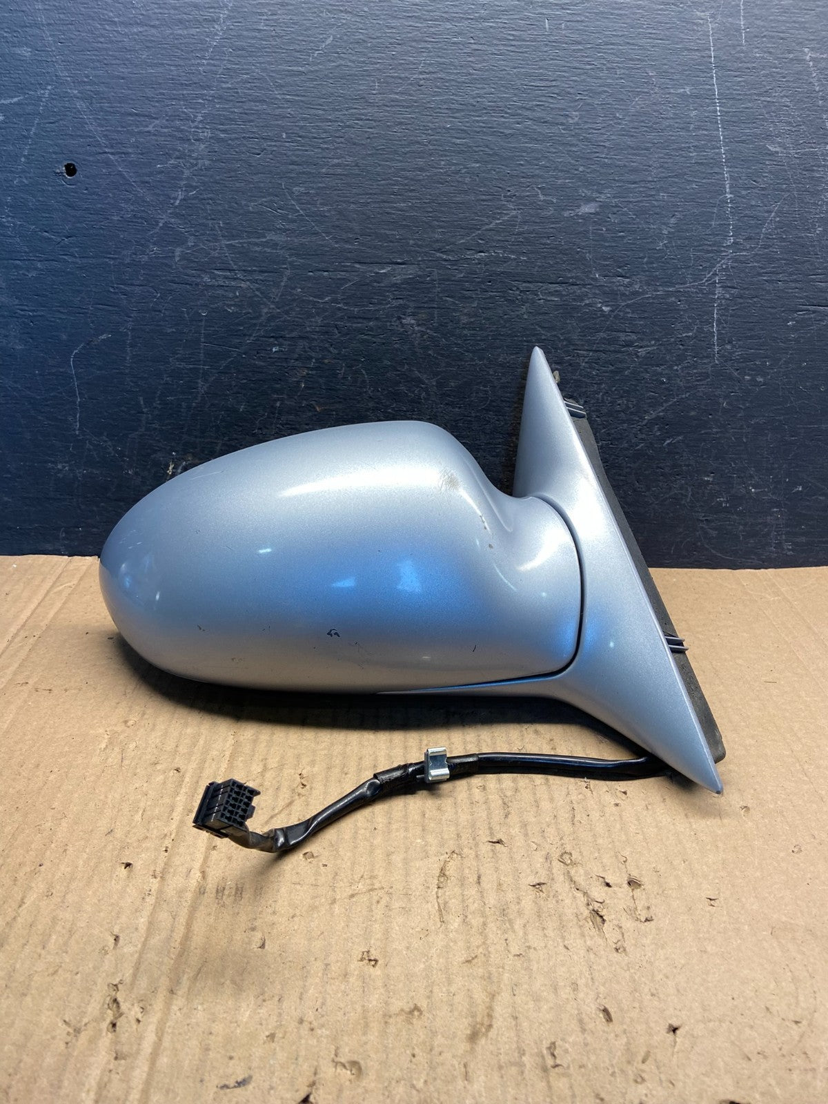 2000 - 2005 Buick LeSabre Right Passenger RH Side Door View Mirror AE2381 DW0