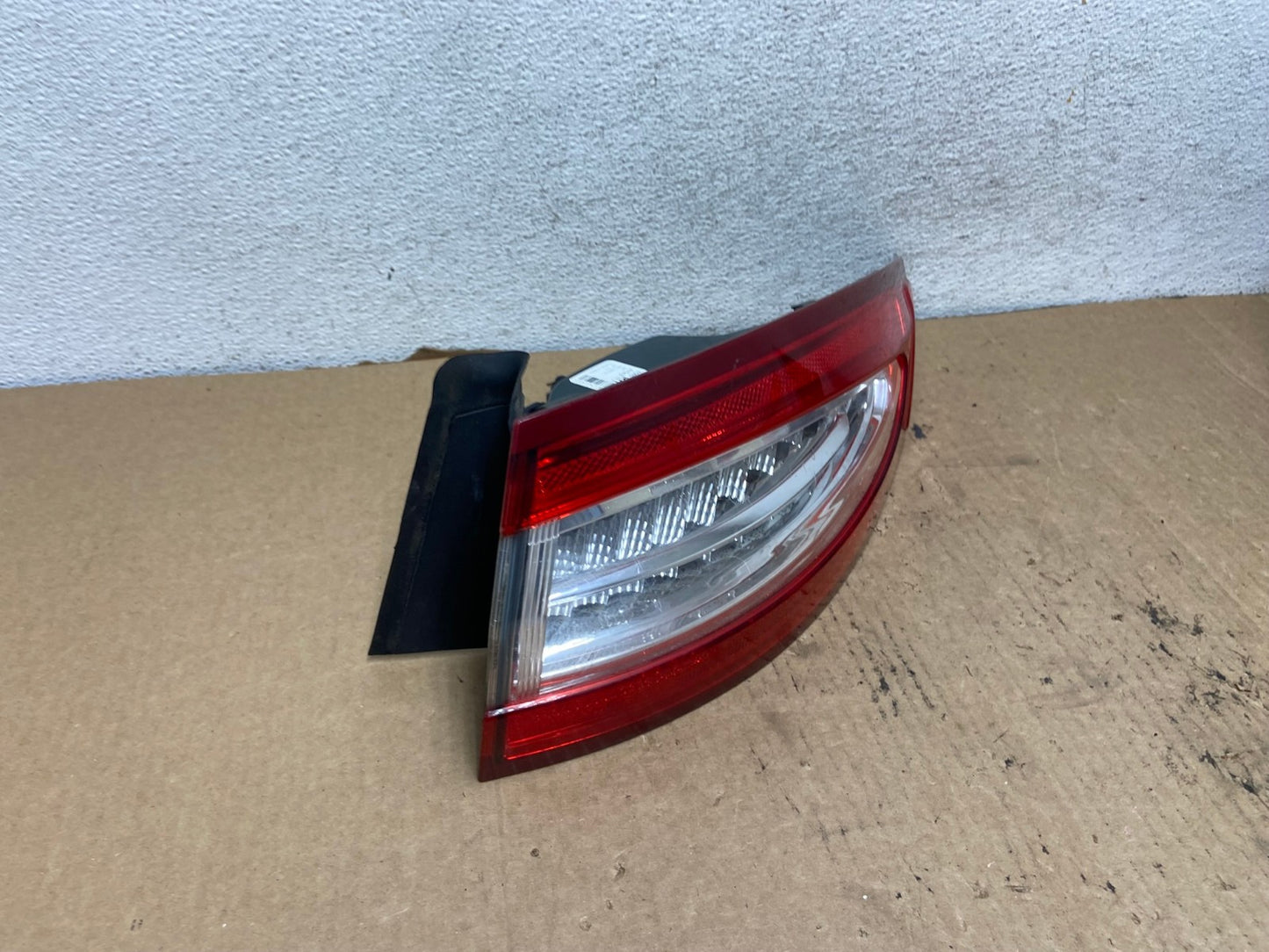 2013 to 2016 Ford Fusion Right Passenger RH Side Tail Light AG2260 LK2