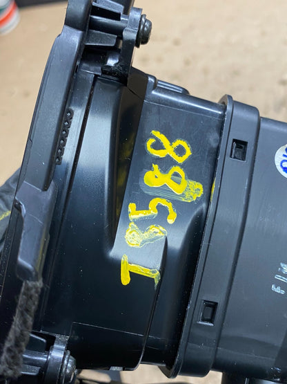 2011 2012 2013 Kia Optima Front Dash Radio Bezel Trim Air Vent T8588 DG6