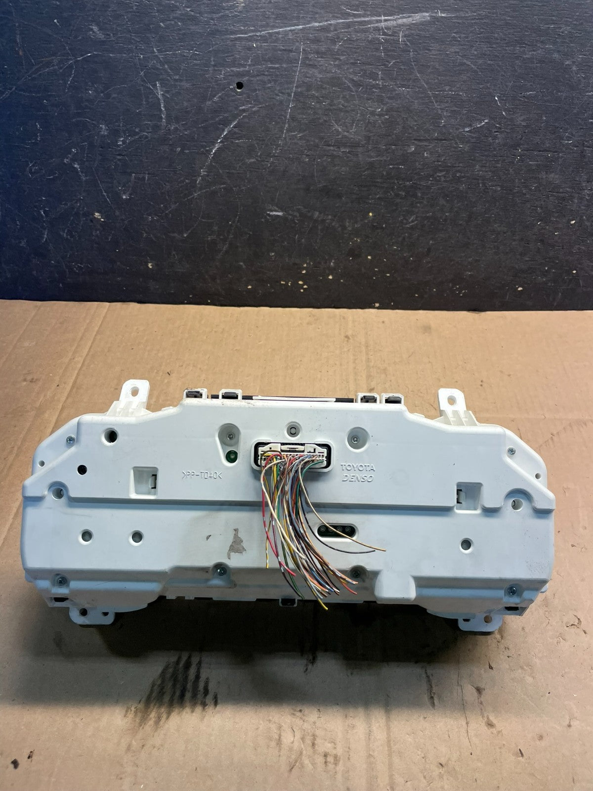 2006 to 2010 Toyota Sienna Speedometer Cluster Gauge T7245 DG7