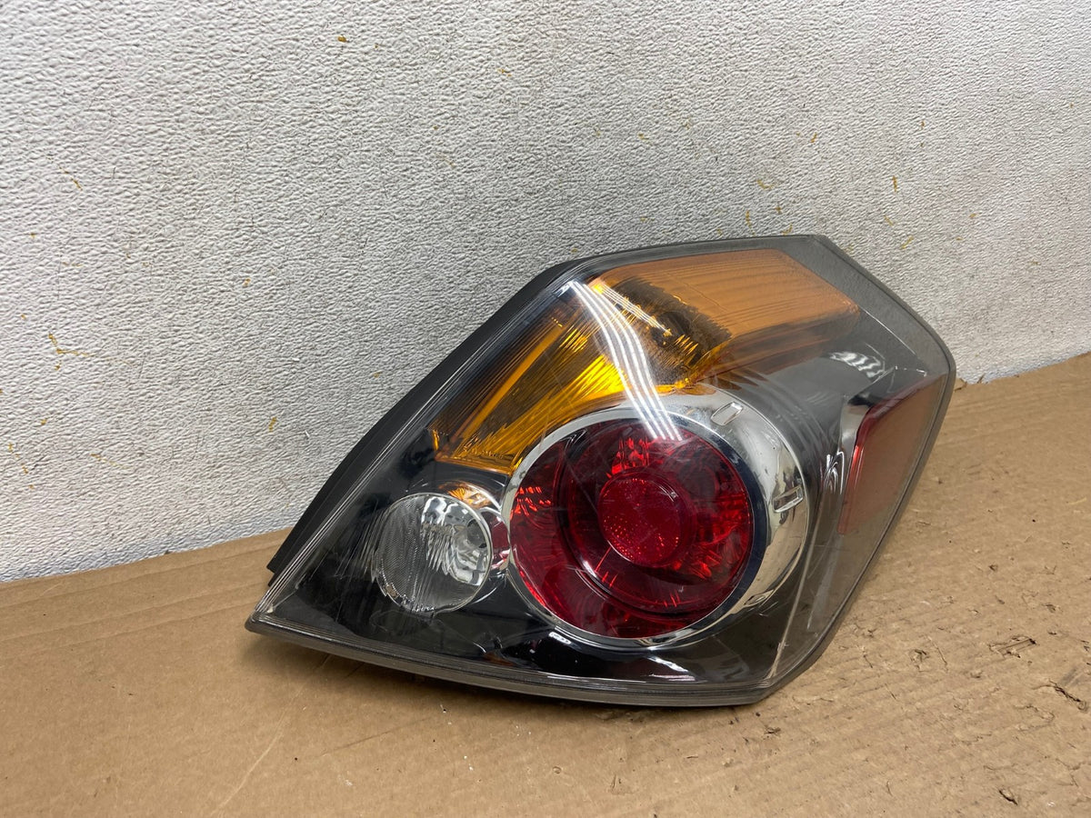 2007 to 2012 Nissan Altima Right Passenger Rh Side Tail Light AH9030 LK1
