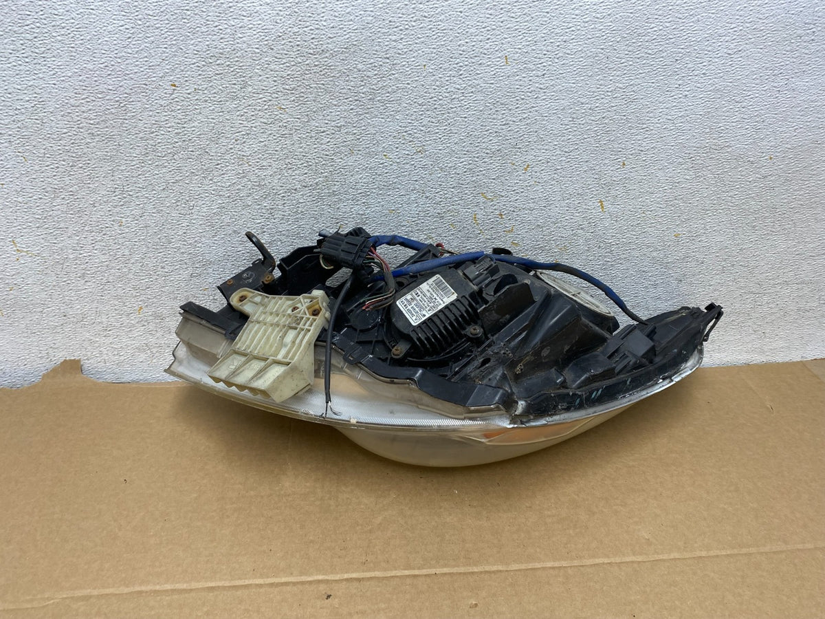 2010-2012 Infiniti G37 Right Passenger Side Xenon HID Headlight AH7715 DW8