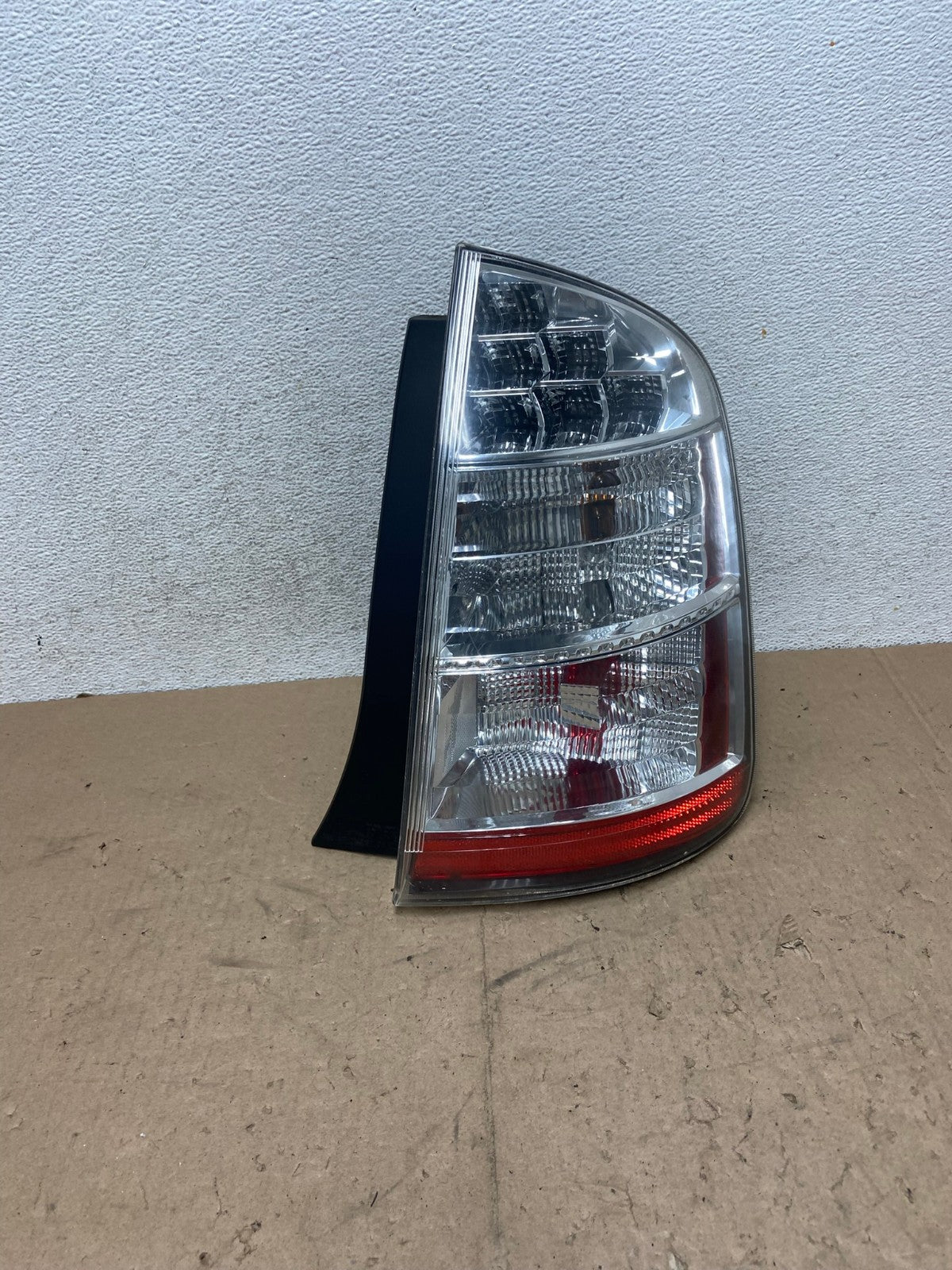 2006 to 2009 Toyota Prius Tail Light Right Passenger Side AG5399 LK0