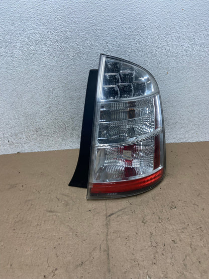 2006 to 2009 Toyota Prius Tail Light Right Passenger Side AG5399 LK0