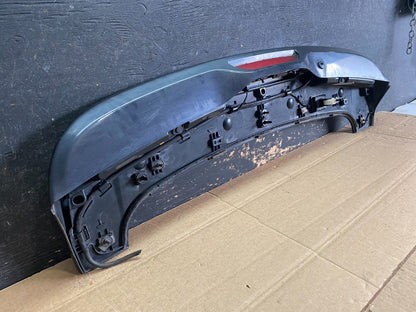 2014 - 2019 Jeep Grand Cherokee Liftgate Back Door Spoiler & Light OEM y9300 DG10