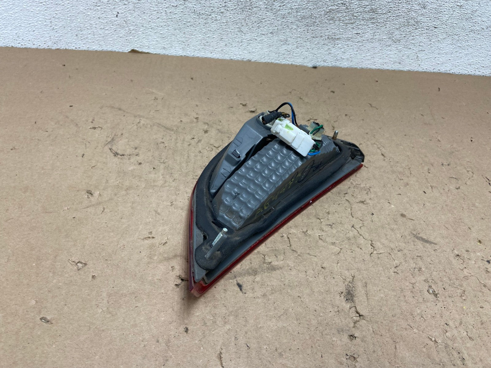 2011 2012 2013 Hyundai Elantra Inner Tail Light Right Passenger AG4473 LK5