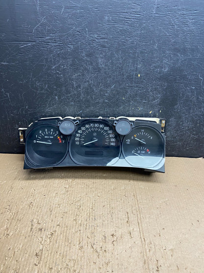2002 to 2005 Buick Lesabre Speedometer Gauges Cluster AF1622 DG0