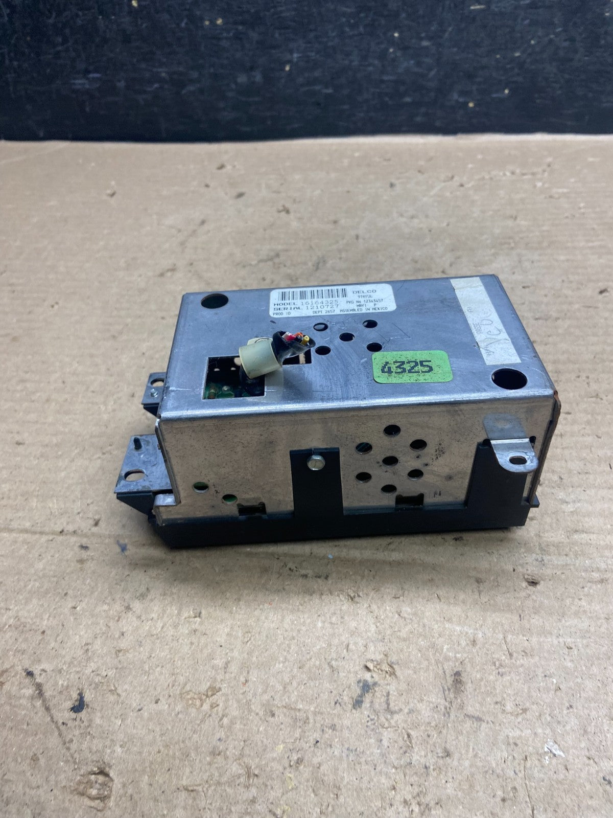 1988 - 1994 Chevrolet GMC C/K Am Fm Radio Head Unit ah5337 DG4