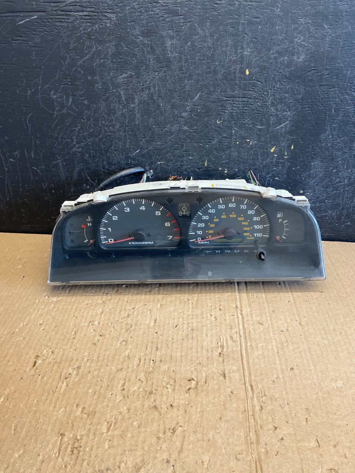 2001 2002 Toyota 4Runner Speedometer Instrument Cluster AE4141 DG0