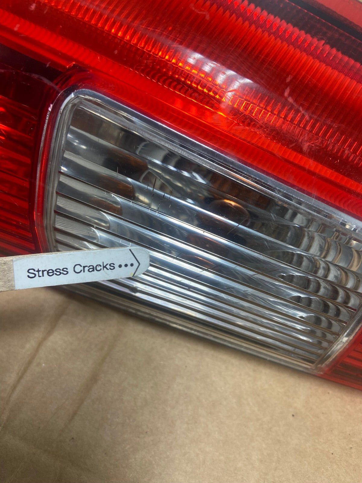 2001 - 2004 Volvo XC70 V70 Left Driver LH Side Tail Light Upper AD5278 LK4