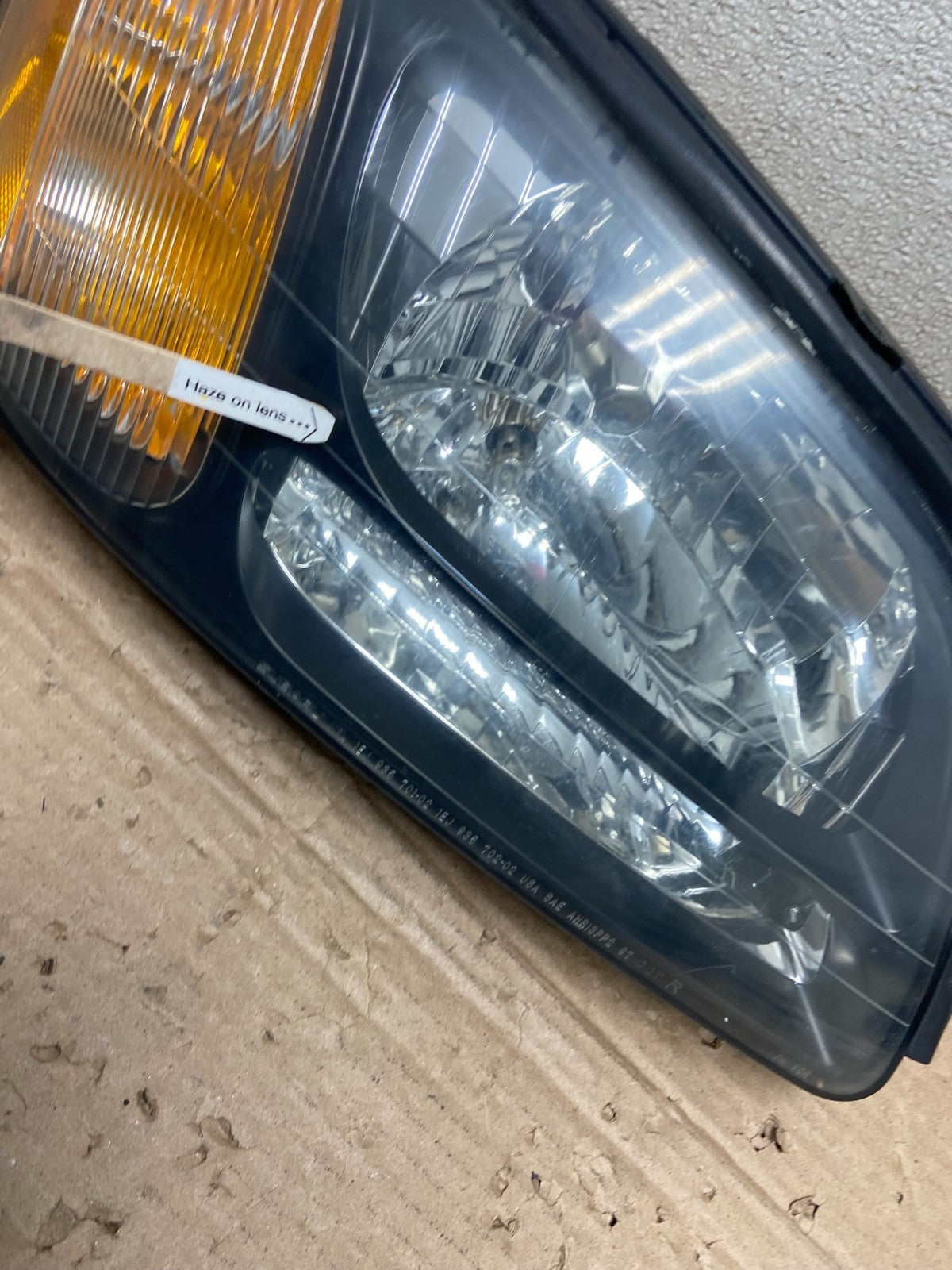 2001 to 2004 Subaru Legacy Outback Right Passenger Rh Headlight Oem AB1490 DW4