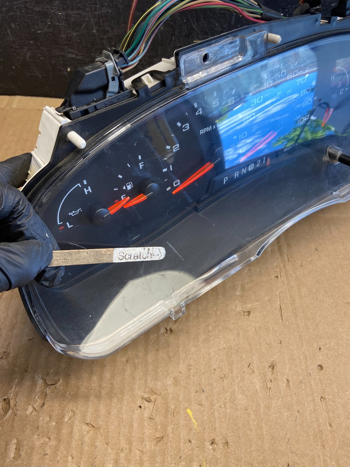 2006 Ford E350 Gauge Speedometer Cluster ad6814 DG1
