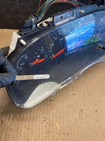 2006 Ford E350 Gauge Speedometer Cluster ad6814 DG1