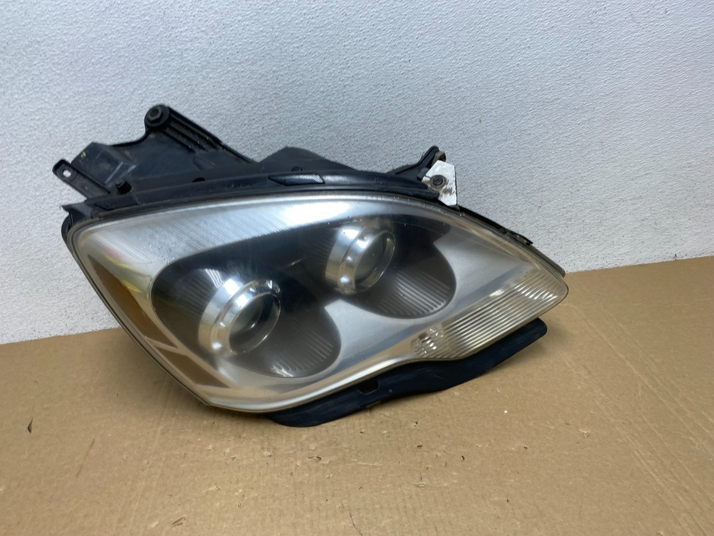 2007-2012 Gmc Acadia Halogen Headlight Right Passenger Side AF9959 DW0
