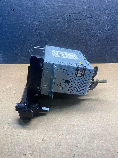 2017 to 2018 Hyundai Elantra Radio Clock Digital Player FM/AM AF6582 DG1