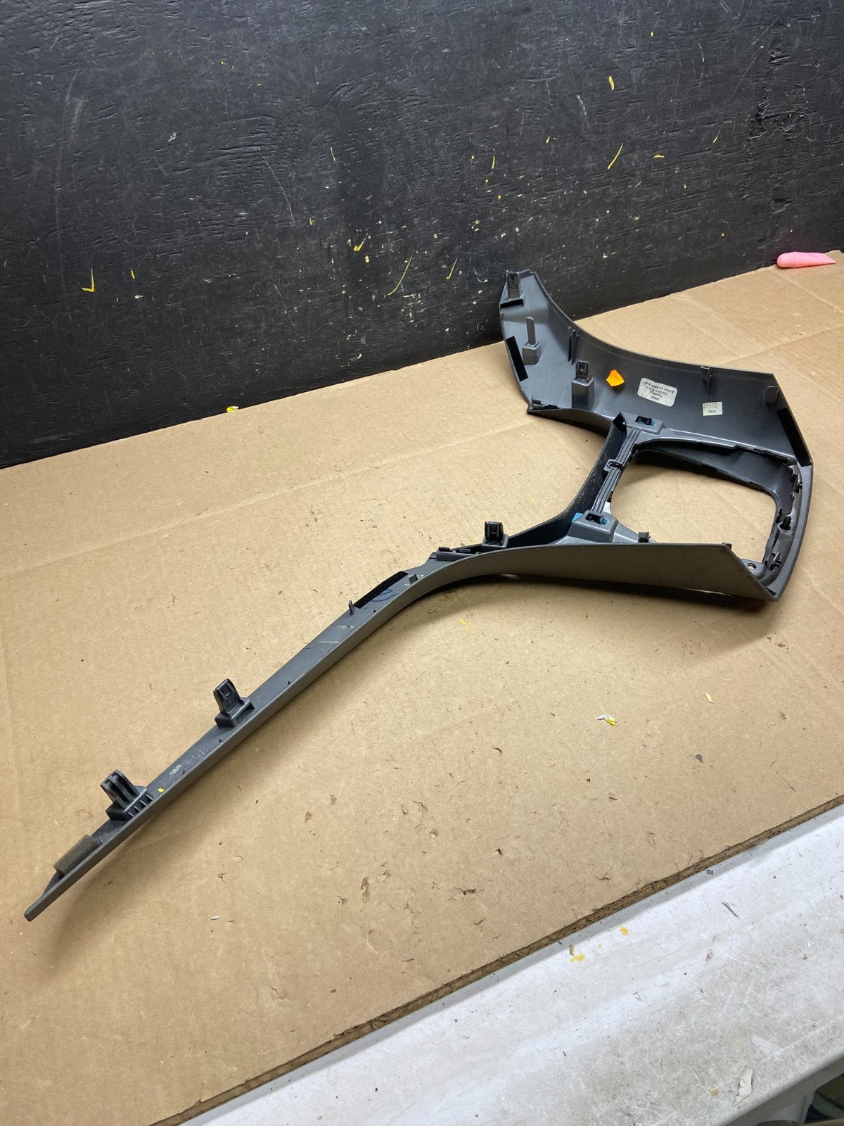 2013 - 2016 Ford Escape Center Dash Radio Gear Shifter Panel Bezel Trim T9256 DG4