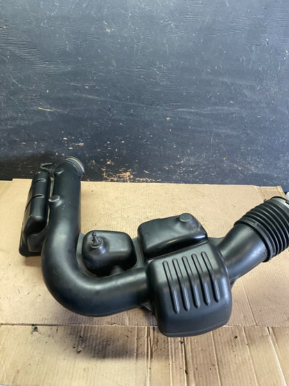 2011 - 2013 Dodge Durango 3.6L Resonator Air Intake Tube S9806 DG0