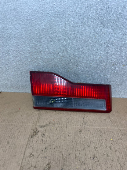 2001 to 2002 Honda Accord Left Driver LH Side Inner Tail Light OEM W2725 DW0