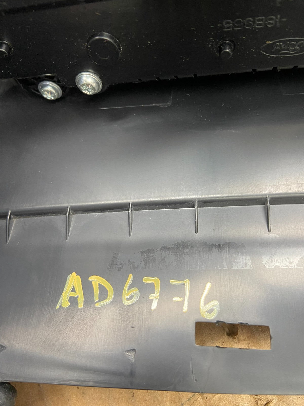 2020 to 2023 Ford Explorer Console Radio Display Screen Air Vent ad6776 DG6
