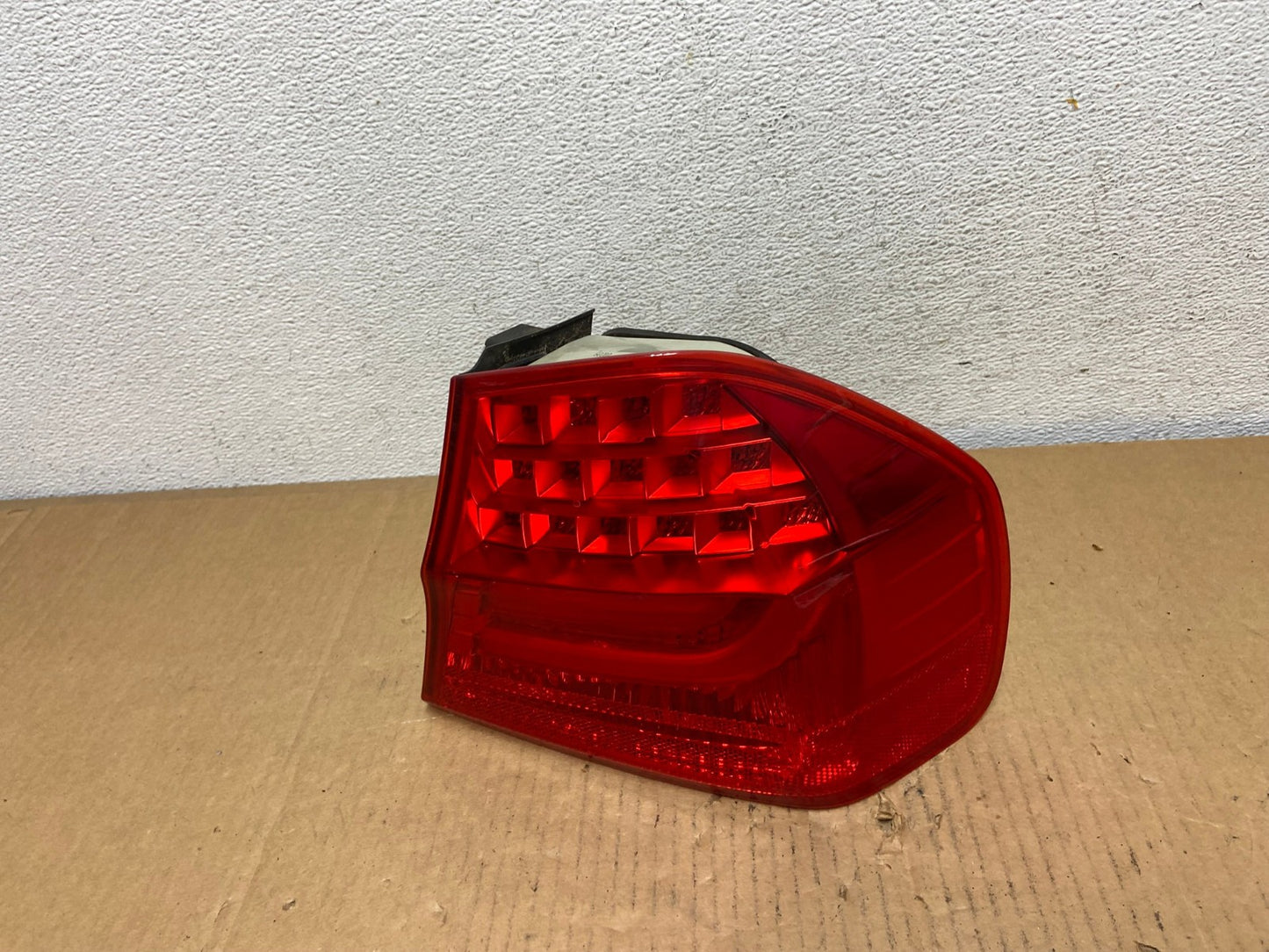 2009 2010 BMW 328i 3 Series Right Passenger RH Side Tail Light AD0831 LK0