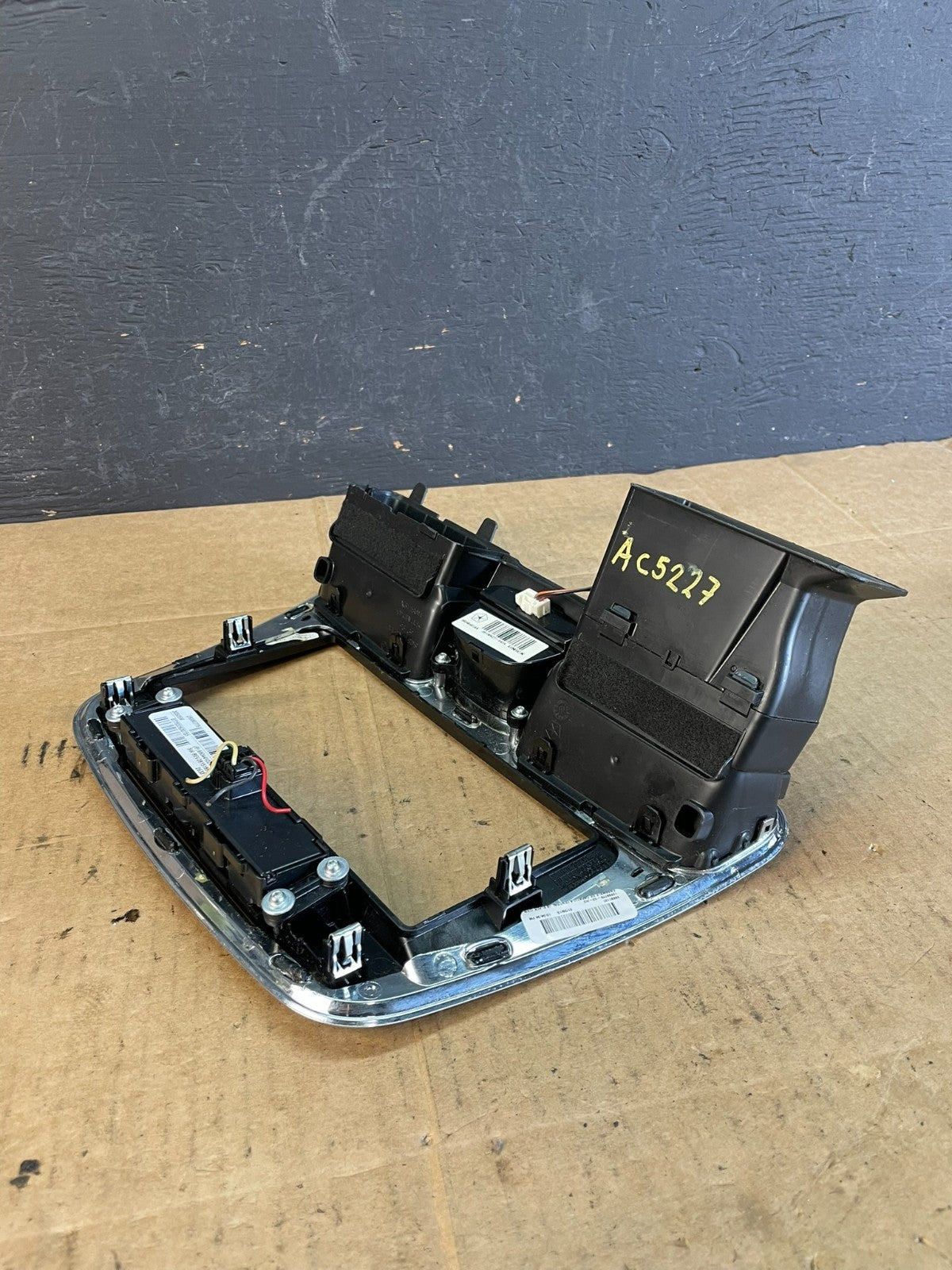 2011 - 2014 Chrysler 200 Dash Radio Bezel Trim Clock Hazard Bezel AC5227 DG6