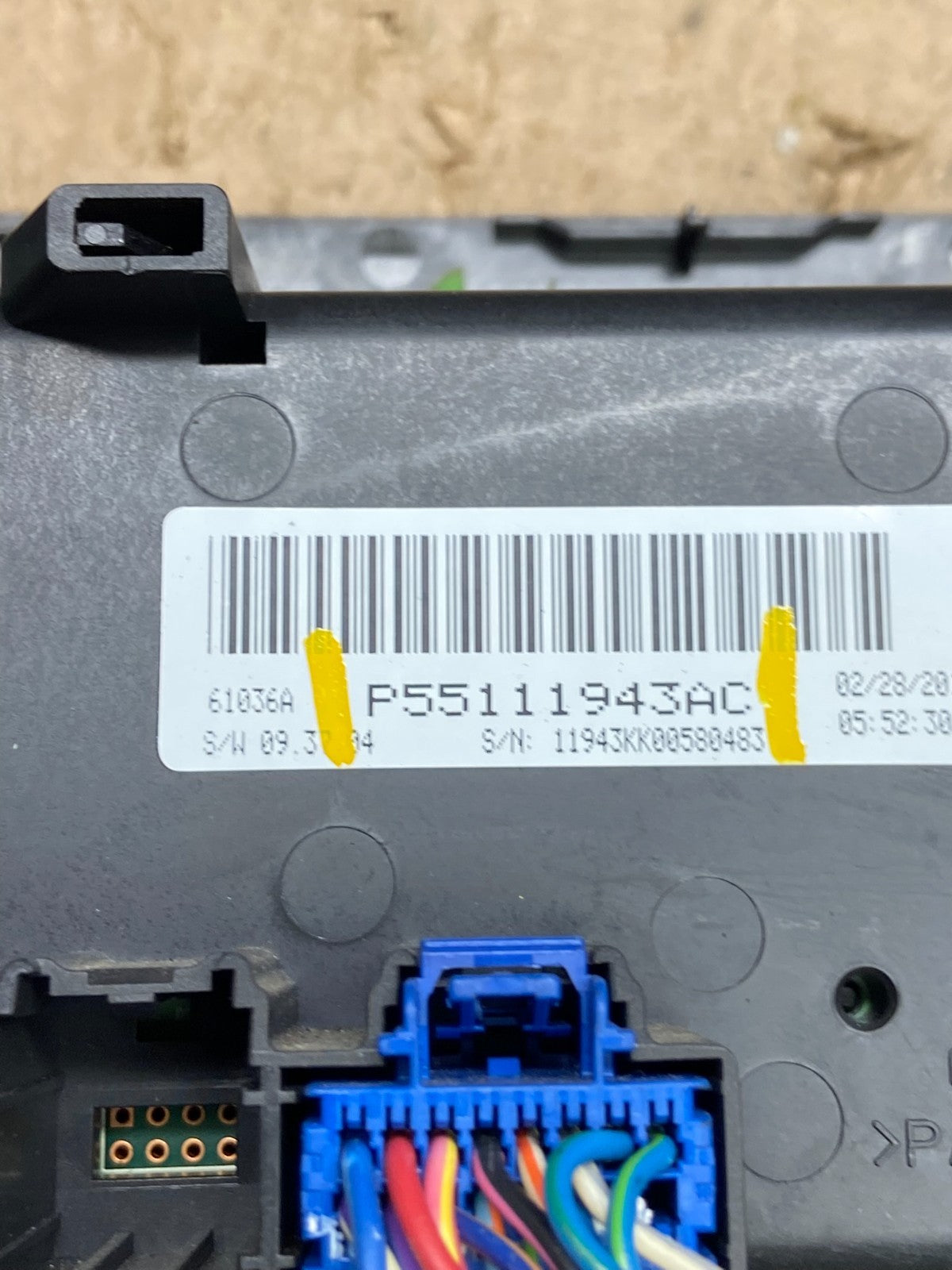 2008 to 2012 Jeep Liberty Dash Climate Temperature Control Radio Bezel T8361 DG5