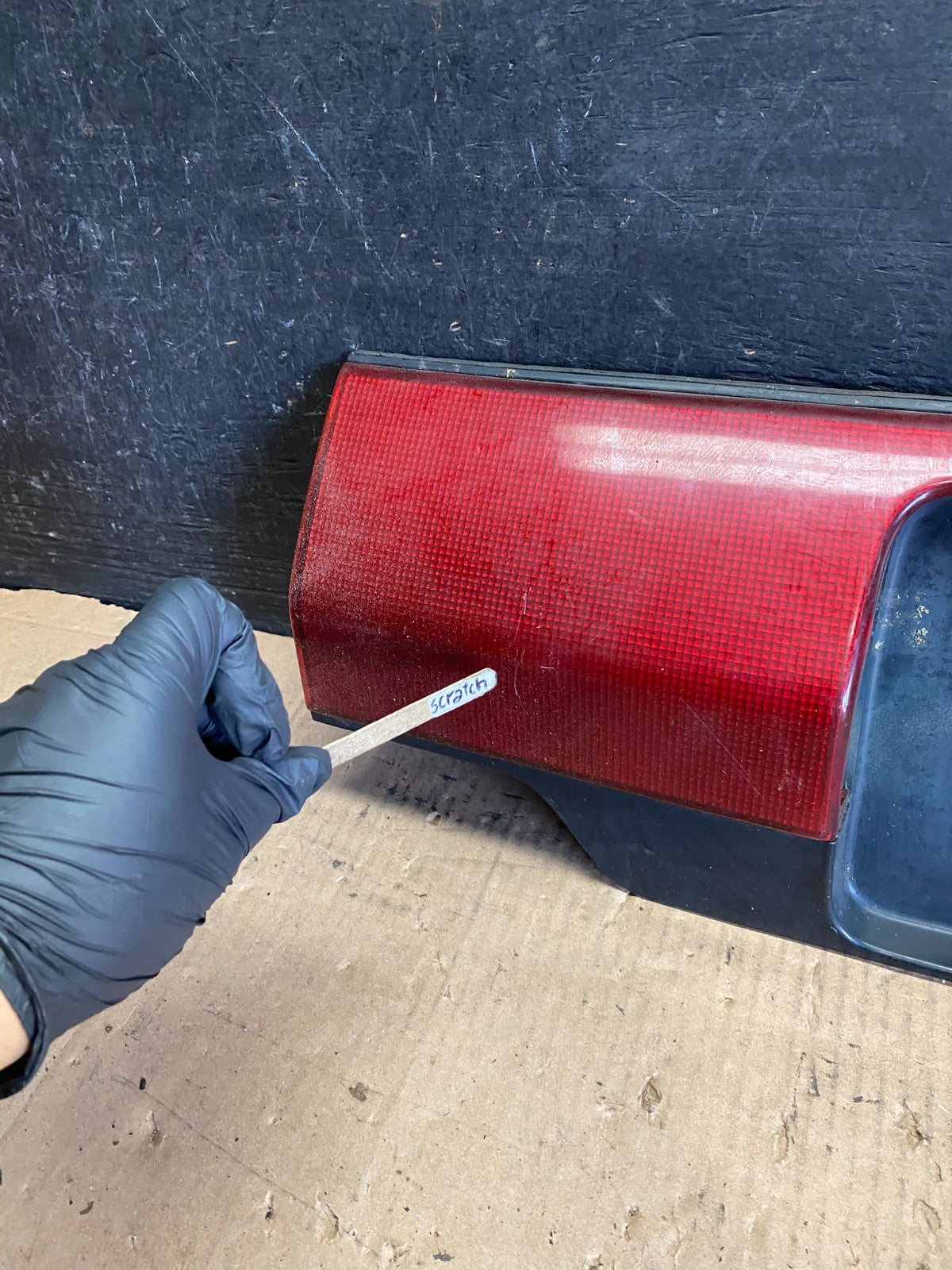 1989 to 1992 Geo Prizm Rear License Trunk Panel Q0366 PS3