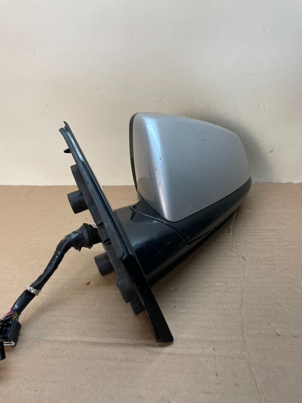 2010 to 2015 Cadillac SRX Left Driver Lh Side View Door Mirror ai0407 DG1