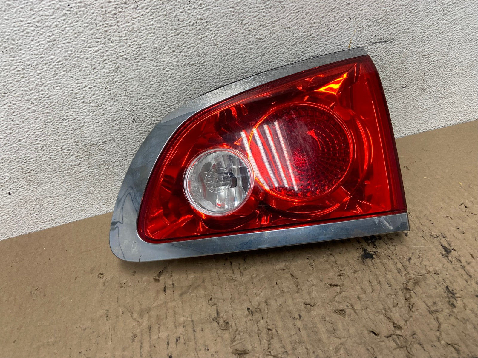 2008-2012 Buick Enclave Right Passenger Rh Inner Tail Light AF7245 LK0