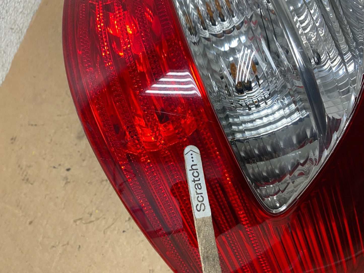 2007 - 2009 Mercedes E E320 E500 Sedan Right Passenger Tail Light OEM P1215 DW5