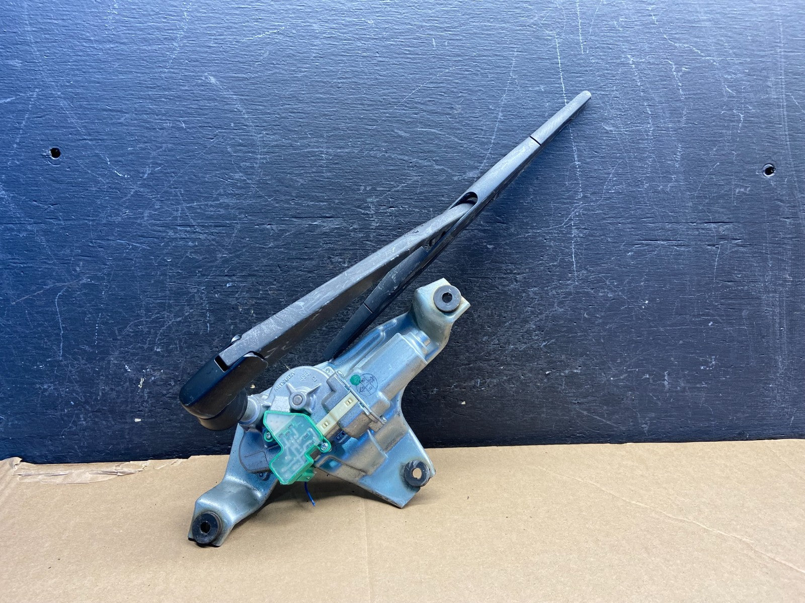 2011 to 2020 Mitsubishi Outlander Sport Wiper Motor Rear AF90190