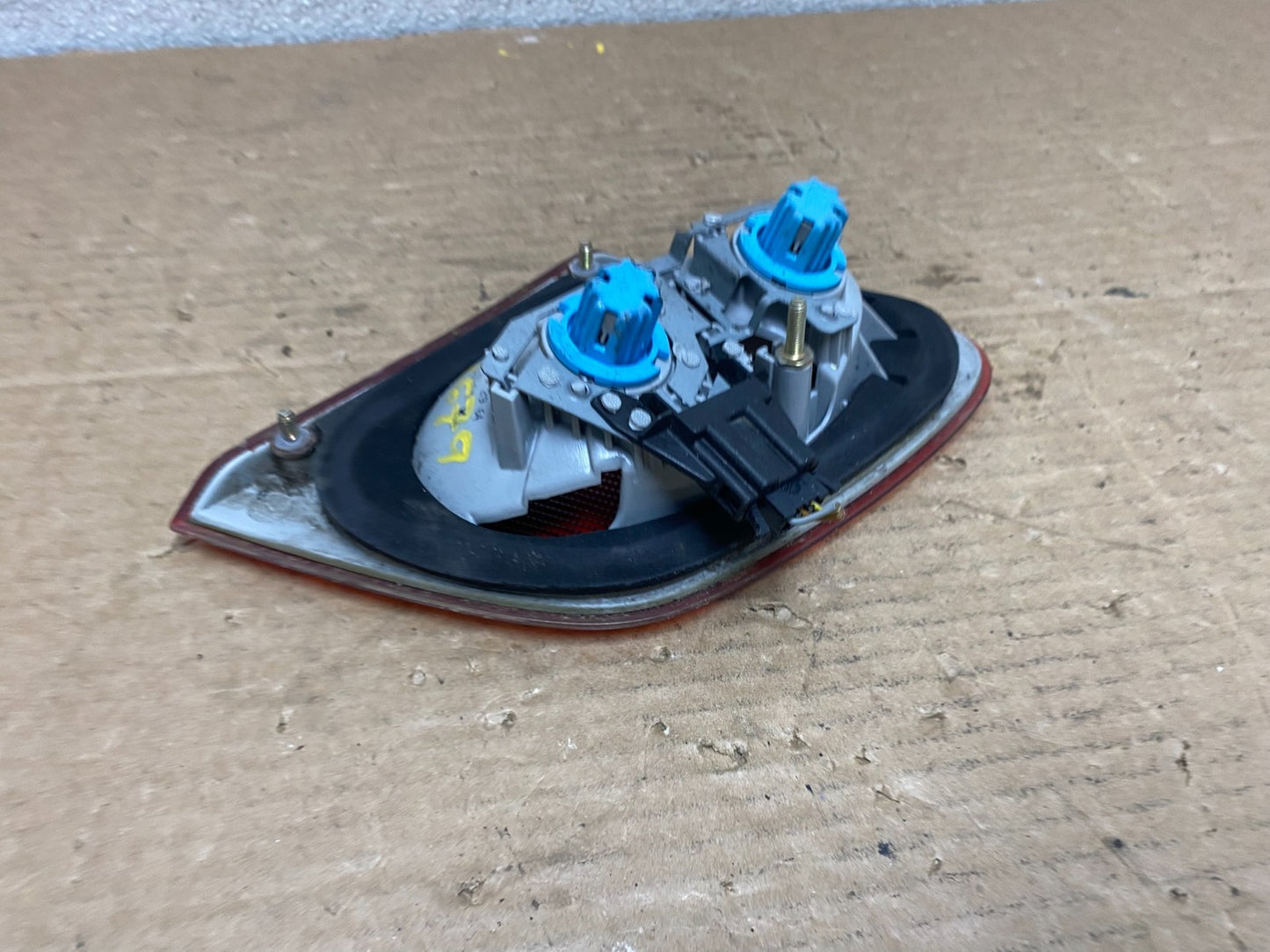 1996 - 1999 Mercedes-Benz E W210 E320 Left Driver Inner Tail Light OEM Z2679 DW3