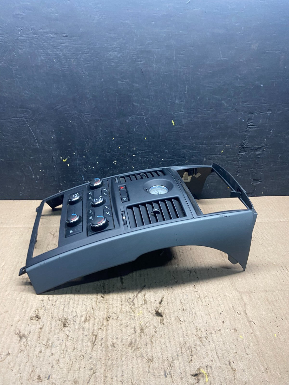 2008-2010 Dodge Grand Caravan Radio Bezel Climate Control Heat AC Heater Q1029 D2