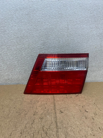 2005 2006 2007 Honda Odyssey Inner Right Passenger RH Tail Light V4411 DW0