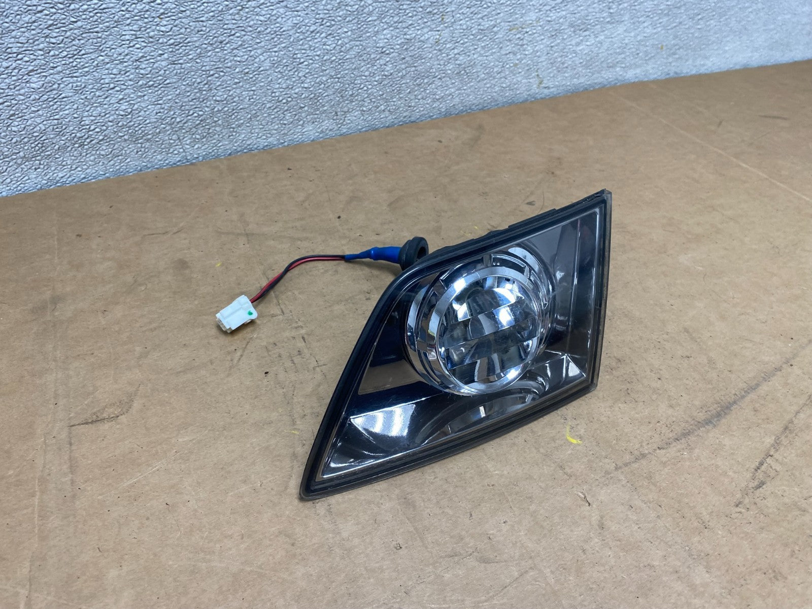 2006-2008 Infiniti FX35 FX45 Right Passenger Black Inner Tail Light OEM X3734 DW2