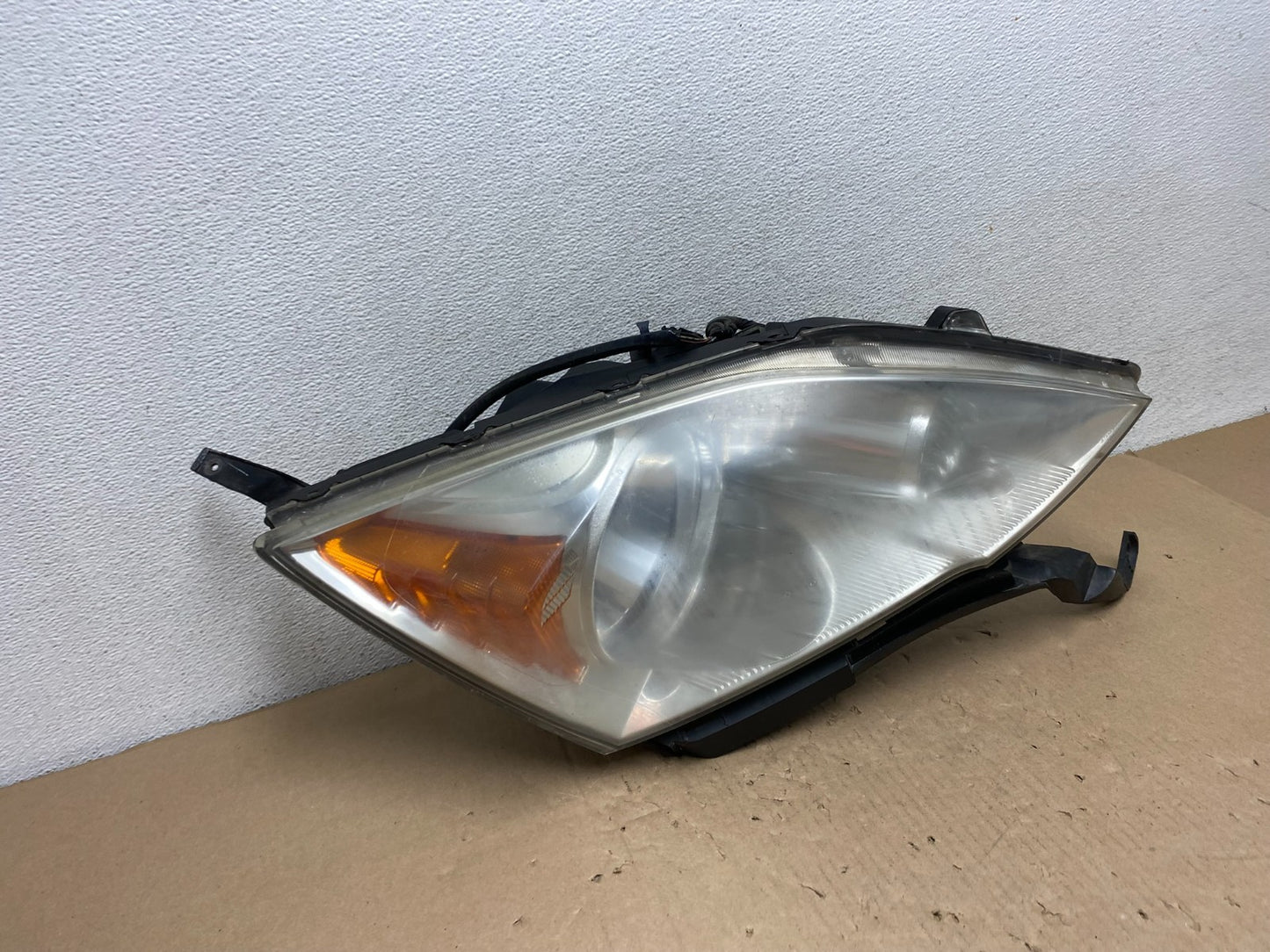 2007 to 2011 Honda CR-V Crv Right Passenger Side Headlight Halogen AG6746 DW2