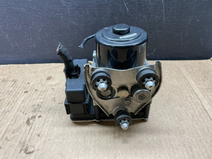 2011 - 2012  Porsche Cayenne Anti Lock Brake ABS Pump 7P0907379H D8523 PS3