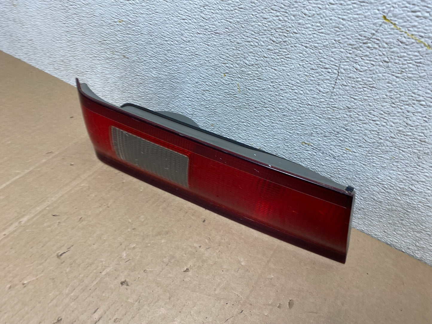 1997 1998 1999 Toyota Camry Tail Light Inner Left Driver LH Inner Oem J7909 DW1