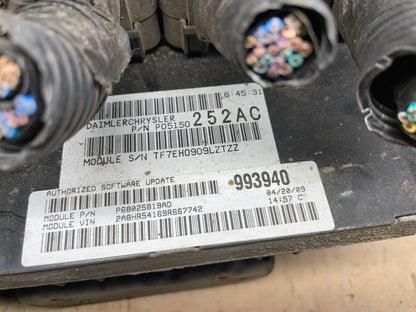 2008 2009 Caravan Town & Country 3.8L Engine Control P68025819AD T7464 DG4