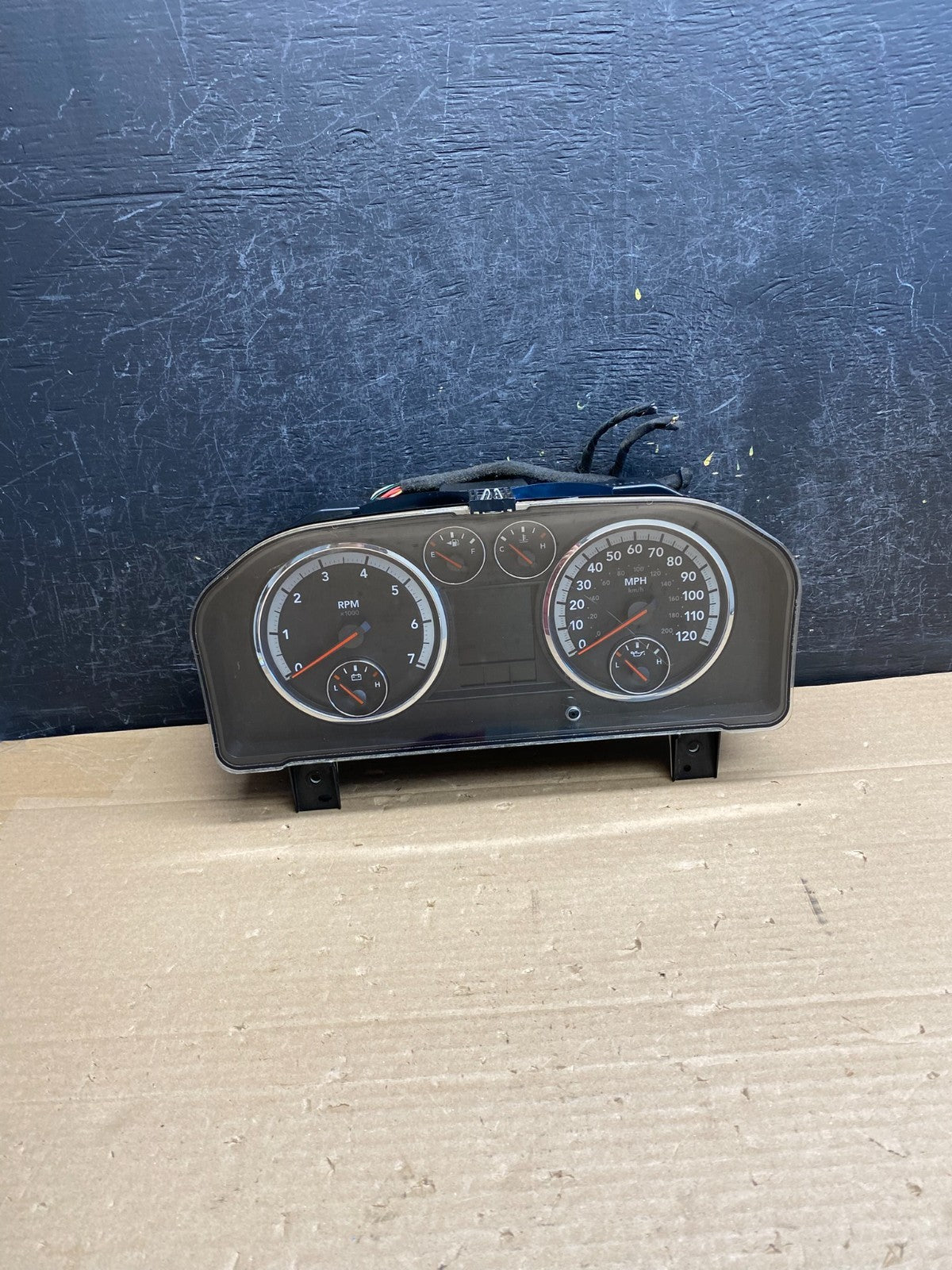 2011 Dodge Ram 1500 Instrument Speedometer Gauge Cluster AG6290 DG0