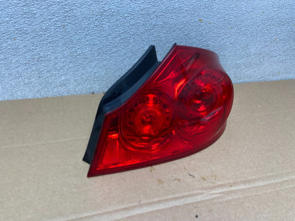 2007 to 2013 Infiniti G35 G37 Sedan Right Passenger Rh Tail Light Oem AB3433 LK2