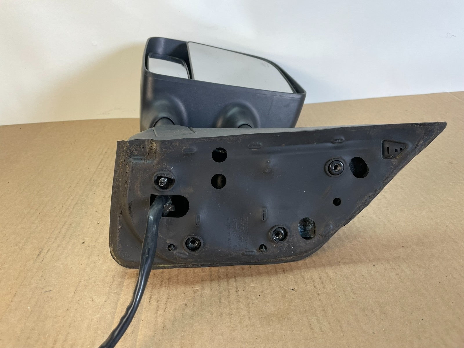 2004 to 2015 Nissan Titan SE Left Driver LH View Door Mirror AF5506 DW4