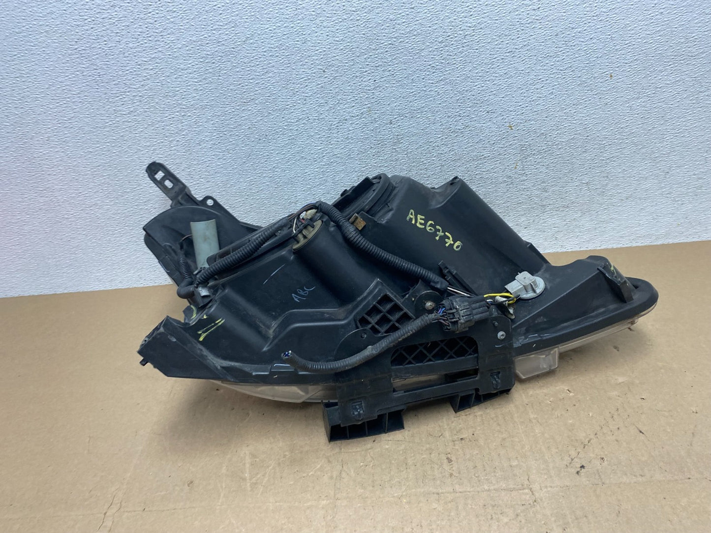 2013 - 2015 Nissan Sentra W/LED Halogen Left Driver LH Headlight AE6770 DW8