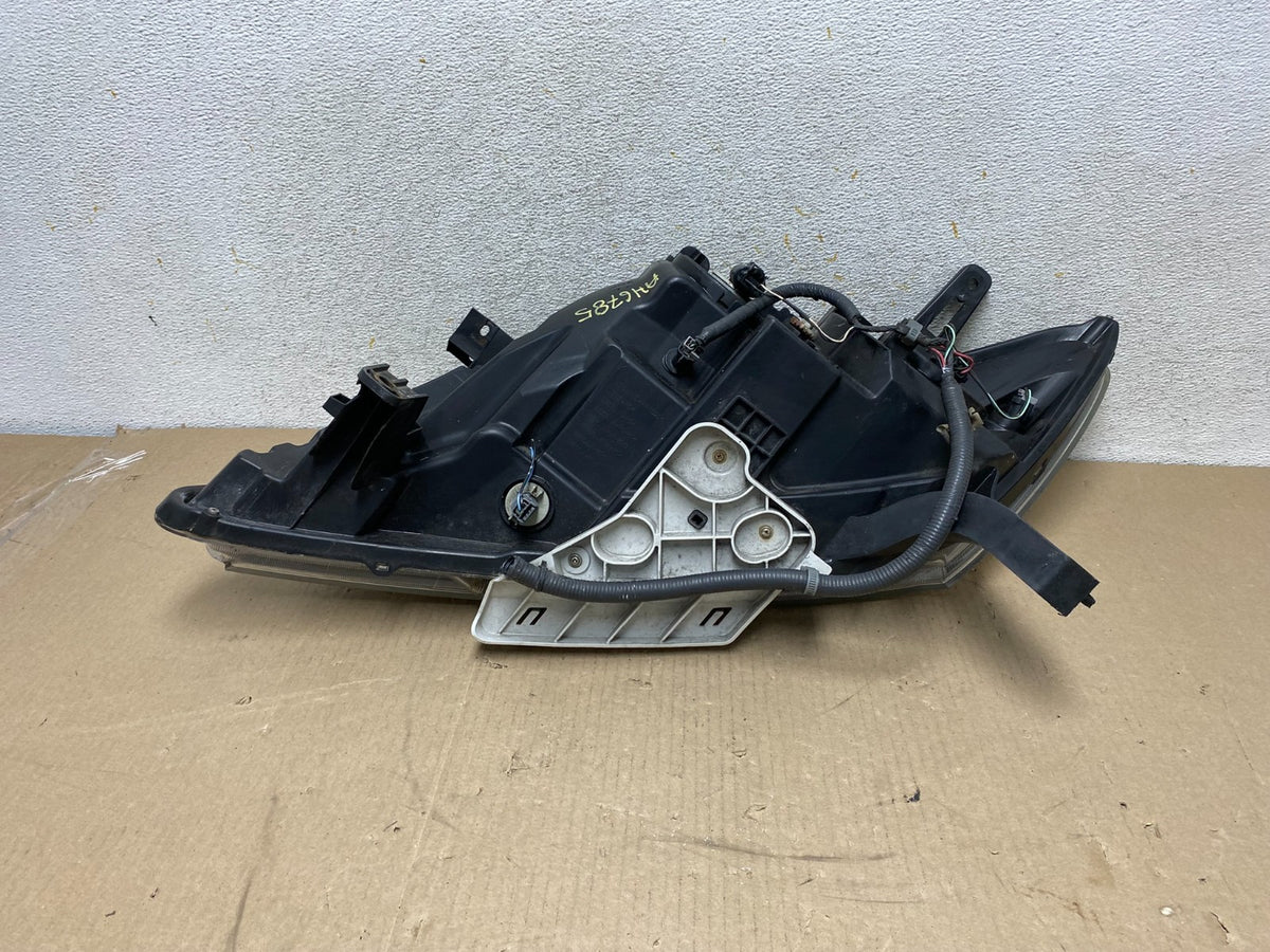 2013 to 2016 Nissan Pathfinder Right Passenger RH Side Headlight AH6785 DW6